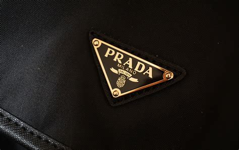 gucci prada ne demek